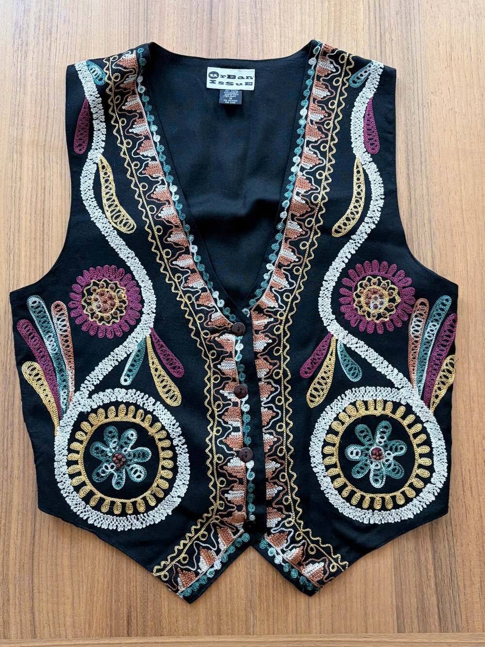 Vintage Urban Issue Black Embroidered Boho Vest M, Chain Stitch Beaded Folk Art